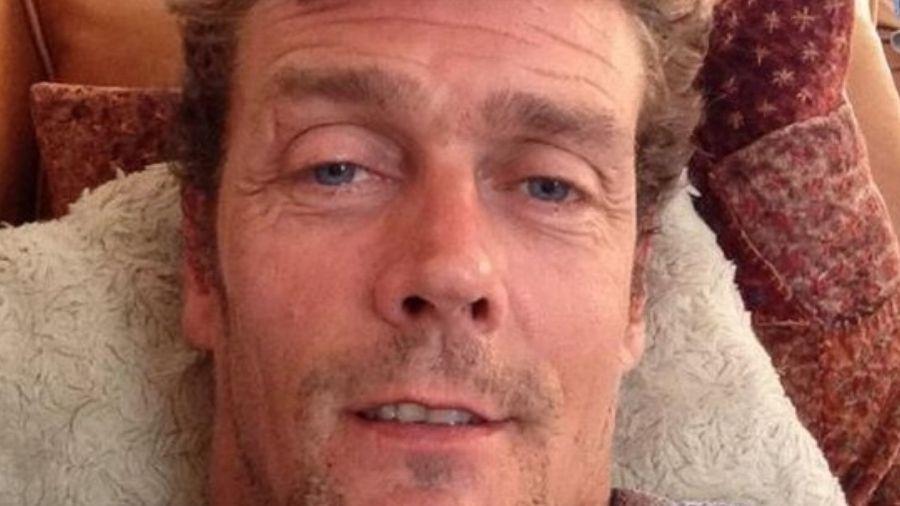 Toby Kirkup, ator de peaky blinders, foi achado morto em casa em 2020 - reprodução/Instagram