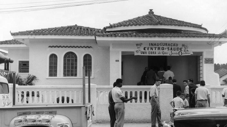 Inauguração de posto de saúde no bairro da Vila Maria, em São Paulo, na década de 1950 Inauguração de posto de saúde no bairro da Vila Maria, em São Paulo, na década de 1950