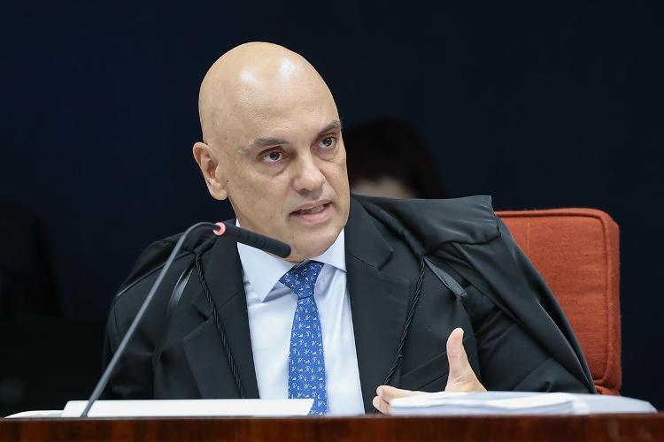 O ministro do STF Alexandre de Moraes com gravata Hermès O ministro do STF Alexandre de Moraes com gravata Hermès