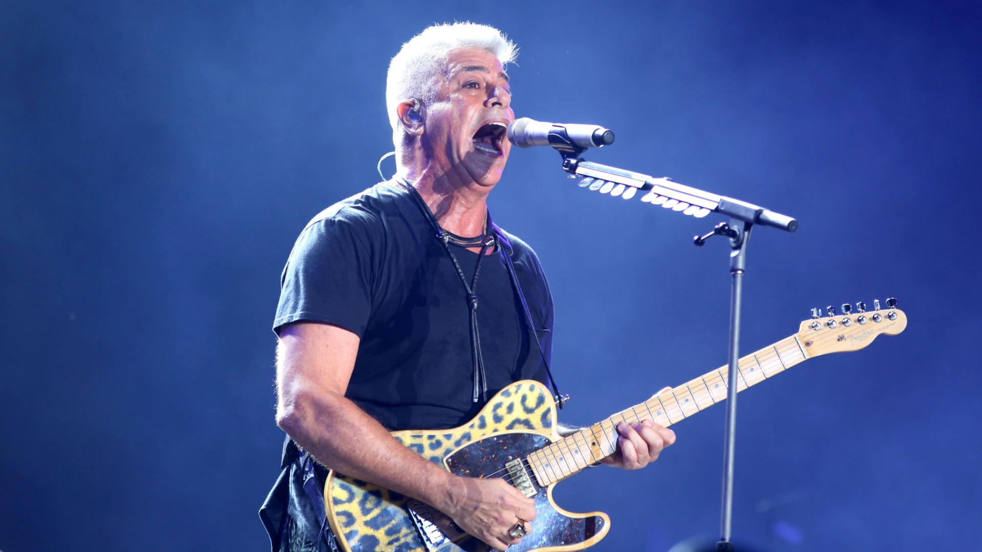 26.set.2015 - Lulu Santos abre as apresentações no palco Mundo no sexto dia do Rock in Rio 2015 - Fernando Maia/UOL