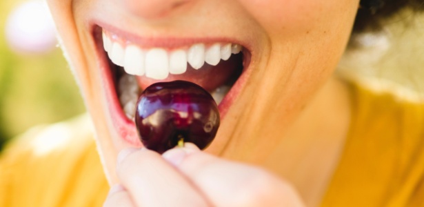 Alguns alimentos comprometem a beleza dos seus dentes - Getty Images