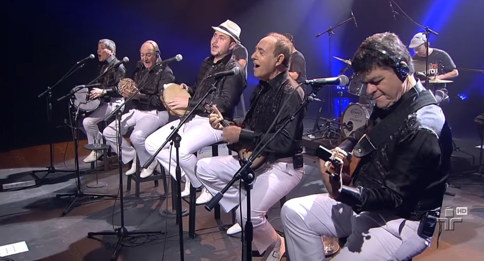 Demônios da Garoa cantam no programa "Ensaio" - Reprodução/YouTube