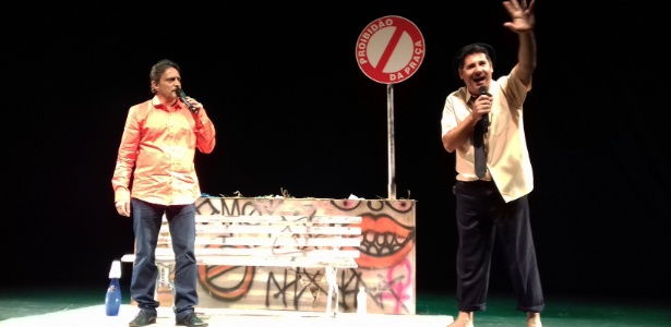 05.mai.2016 - Marcelo de Nóbrega e Giovani Braz atuam em "Proibidão da Praça" - Paulo Pacheco/UOL