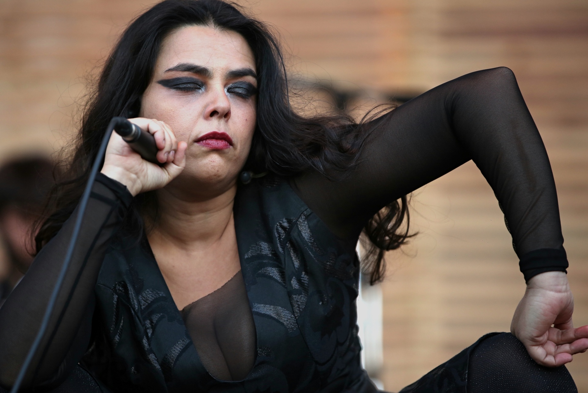 8.out.2016 -Revelação da música brasileira, Ava Rocha, filha do cineasta Glauber Rocha, se apresenta no Popload Festival, em São Paulo, neste sábado (8) - Flávio Florido/UOL