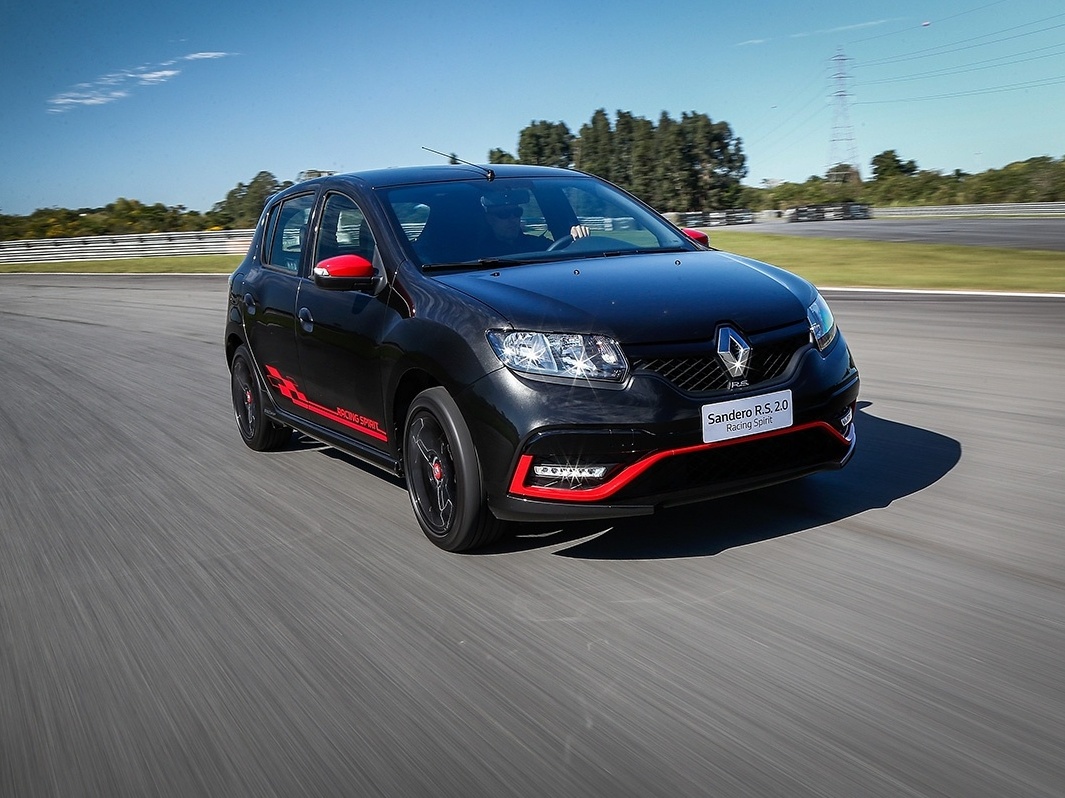 Renault Sandero Sport Rs 2.0 em Curitiba