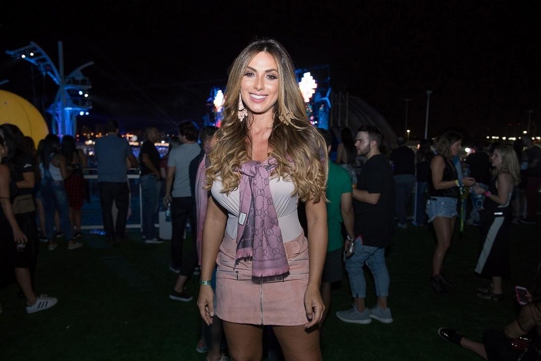 Nicole Bahls curte shows do Festeja, que aconteceu no Parque Olímpico do Rio de Janeiro - Felipe Panfili / Divulgação