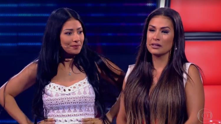 Simone e Simaria se emocionam durante o "The Voice Kids"  - Reprodução / TV Globo - Reprodução / TV Globo