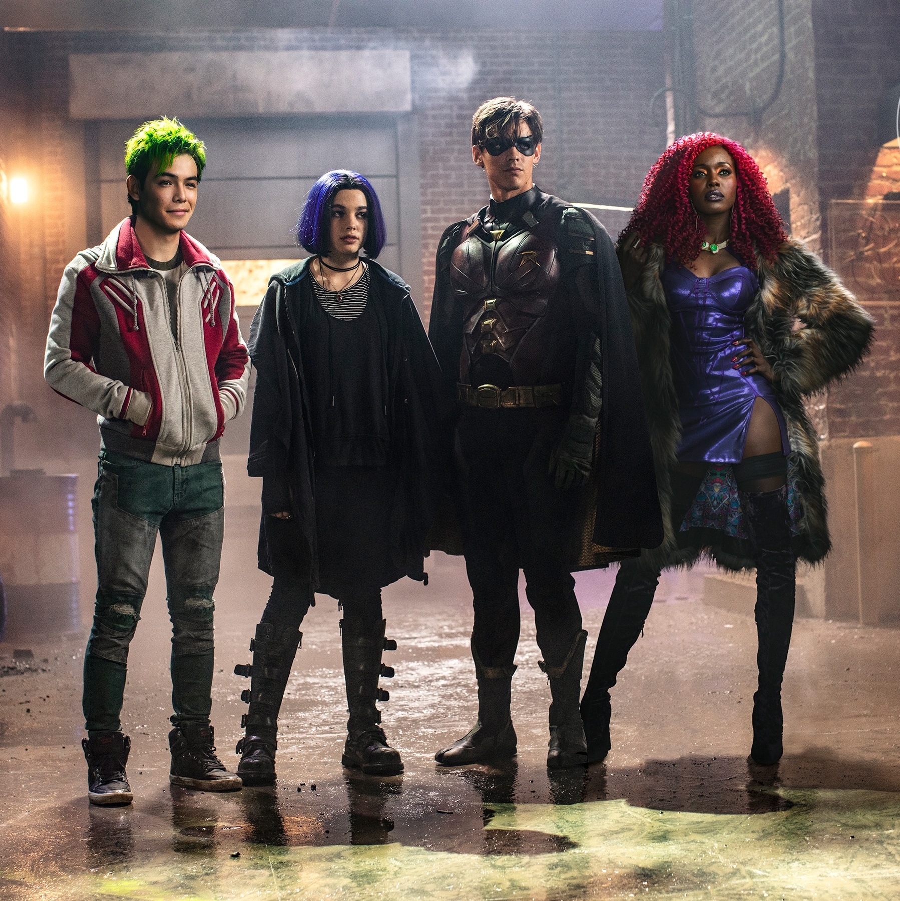 DC Universe  Robin é destaque em novas imagens da série Titãs