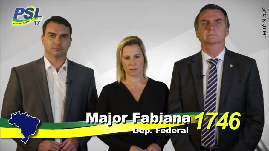 Em campanha, Major Fabiana aparece ao lado do presidente eleito Jair Bolsonaro e Flavio Bolsonaro - Reprodução