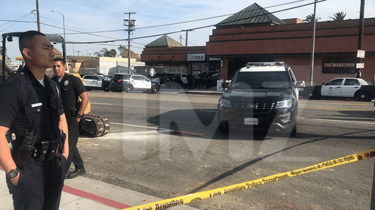 Local onde o rapper Nipsey Hussle foi assassinado - Reprodução/TMZ - Reprodução/TMZ
