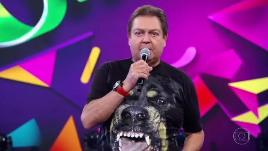 Faustão usa camisas descoladas no "Domingão" - Reprodução/Globo