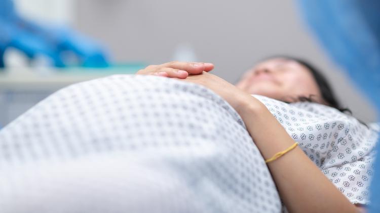 grávida, hospital, pré-natal - iStock - iStock