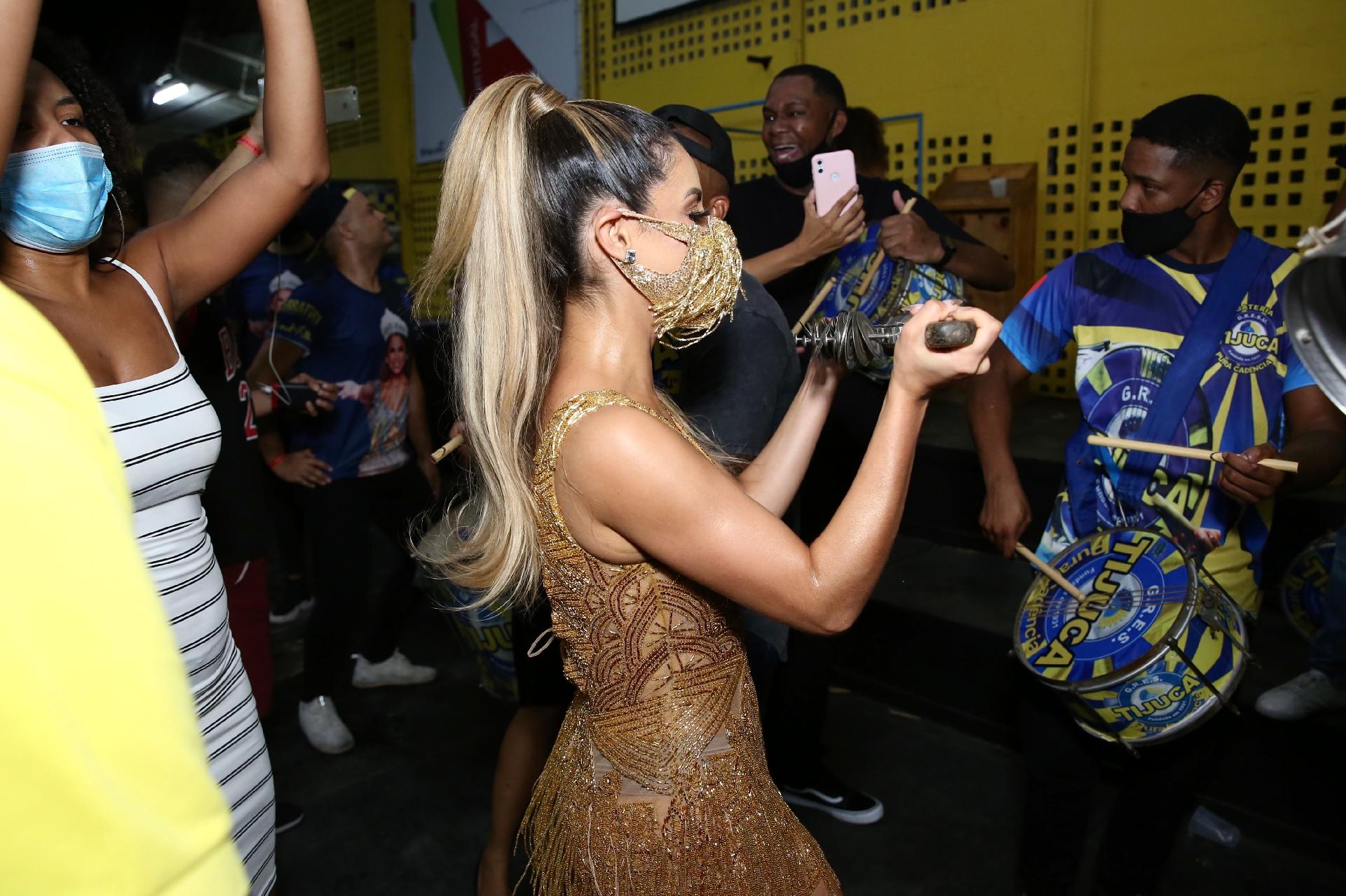 Lexa na feijoada da Tijuca - Roberto Filho/Brasil News