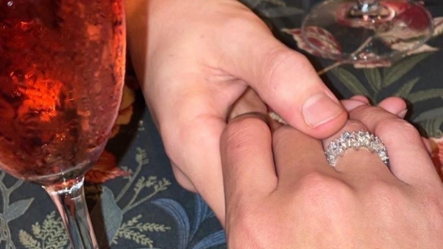 Pabllo Vittar mostra anel de noivado - Reprodução/Instagram