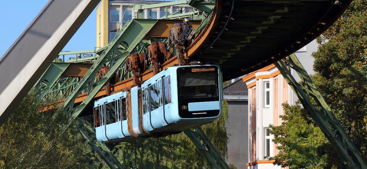 O monotrilho suspenso de Wuppertal é uma atração à parte da cidade - Getty Images/iStockphoto