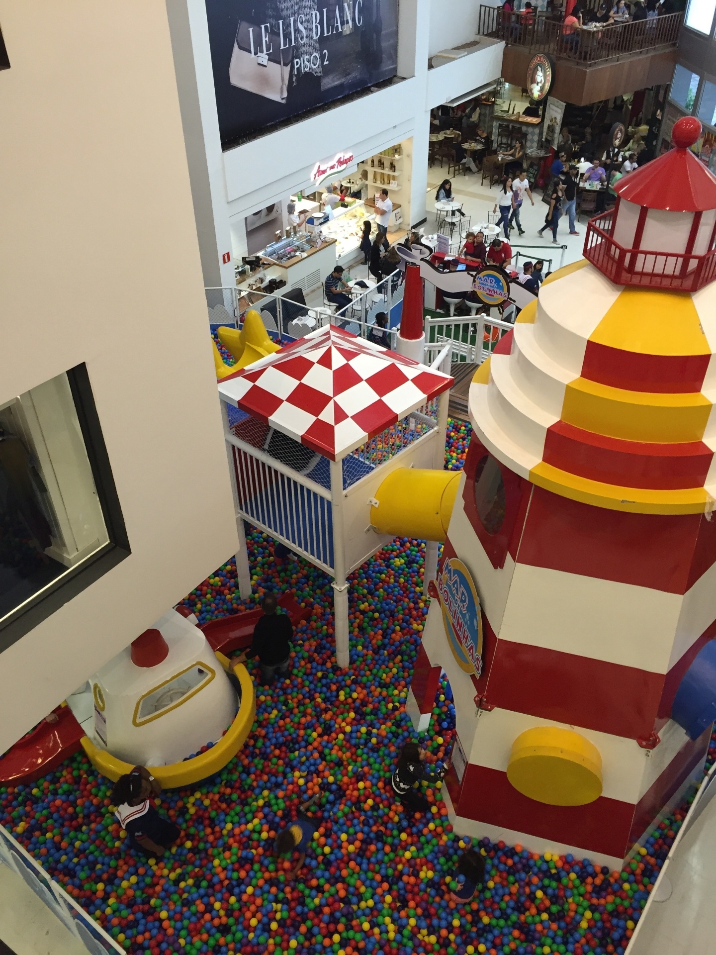 Mar de Bolinhas no Shopping Jardim Sul - Divulgação