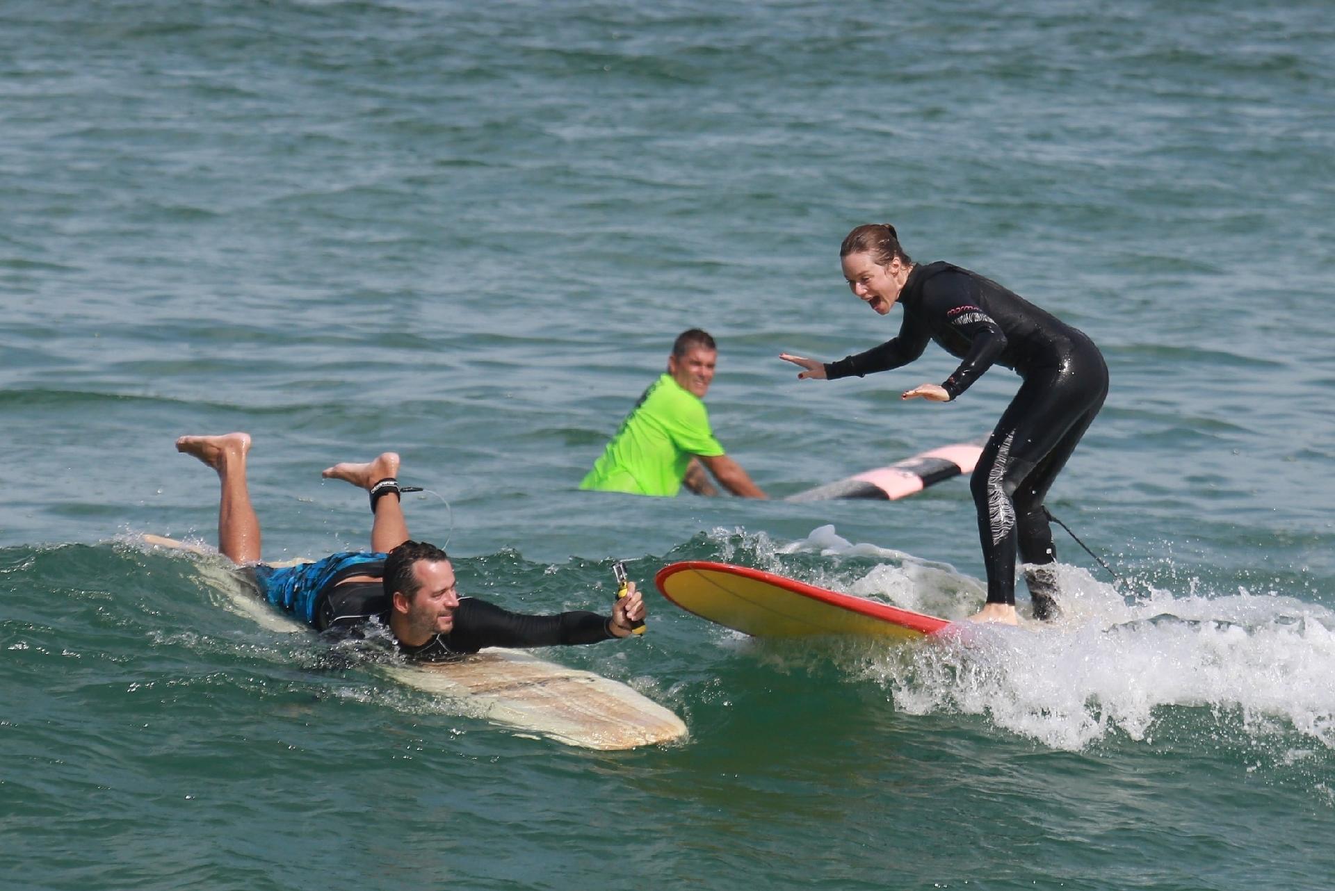 Mariana Ximenes faz aula de surfe no Rio de Janeiro - Dilson Silva/AgNews