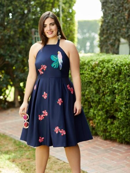 As roupas da marca de Reese Witherspoon agora também servem para mulheres plus size - Draper James/Divulgação - Draper James/Divulgação