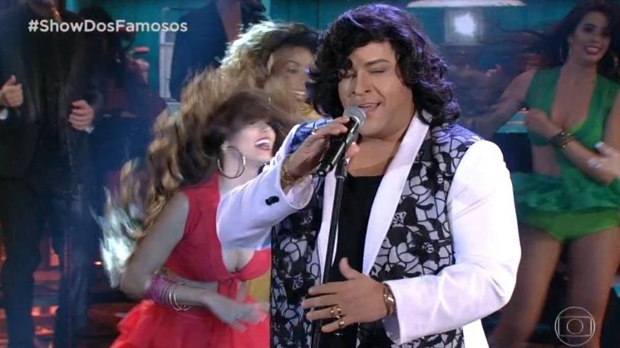 Tiago Abravanel cantou "Me Chama Que eu Vou", clássico de Magal que marcou a abertura da novela "Rainha da Sucata" (1990) - Reprodução/TV Globo