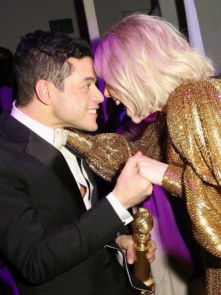Rami Malek e Lucy Boynton comparecem à festa da Fox e do Hulu no Bervley Hilton Hotel após o Globo de Ouro 2019 - Rachel Murray/Getty Images for Hulu - Rachel Murray/Getty Images for Hulu