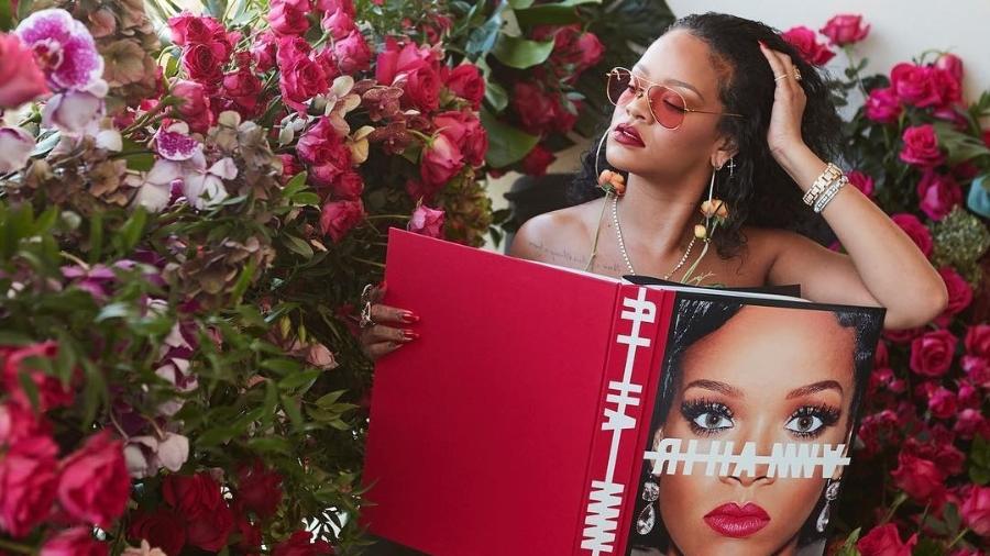 Rihanna mostra sua biografia visual - Reprodução/Instagram