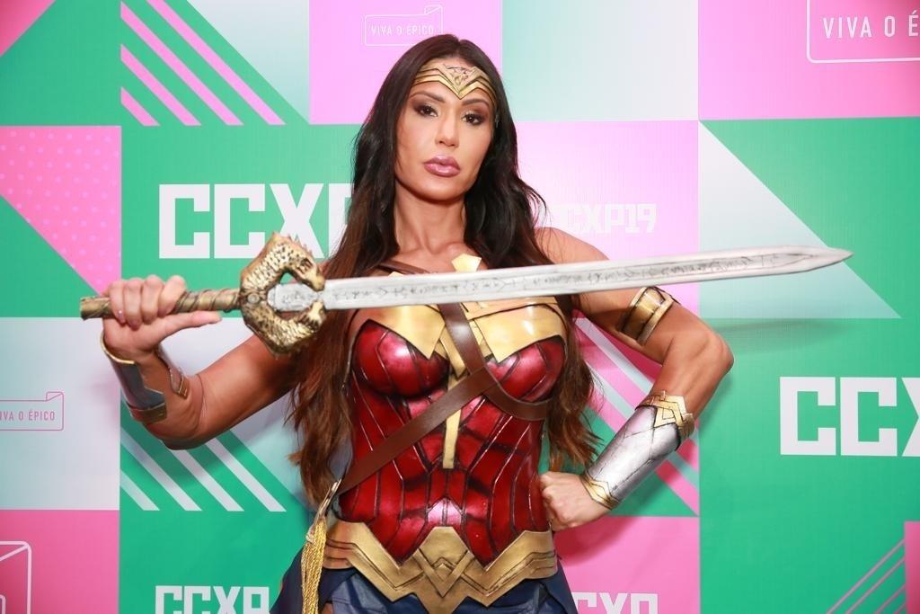 Gracyanne Barbosa chega na CCXP 2019 de Mulher-Maravilha - Iwi Onodera/UOL