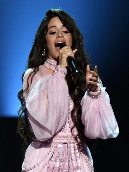 Camila Cabello apresenta a canção First Man no Grammy 2020 - Kevin Winter/Getty Images for The Recording Academy