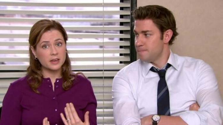 Jenna Fischer como Pam e John Krasinski como Jim em The Office