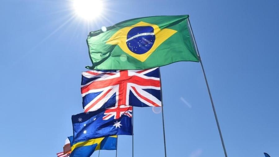 Bandeira do Brasil hasteada em festival nos EUA - Arquivo pessoal