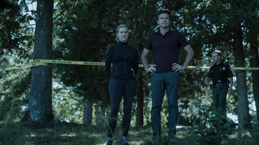 Laura Linney e Jason Bateman estrelam "Ozark", série da Netflix - Tina Rowden/Netflix/Divulgação
