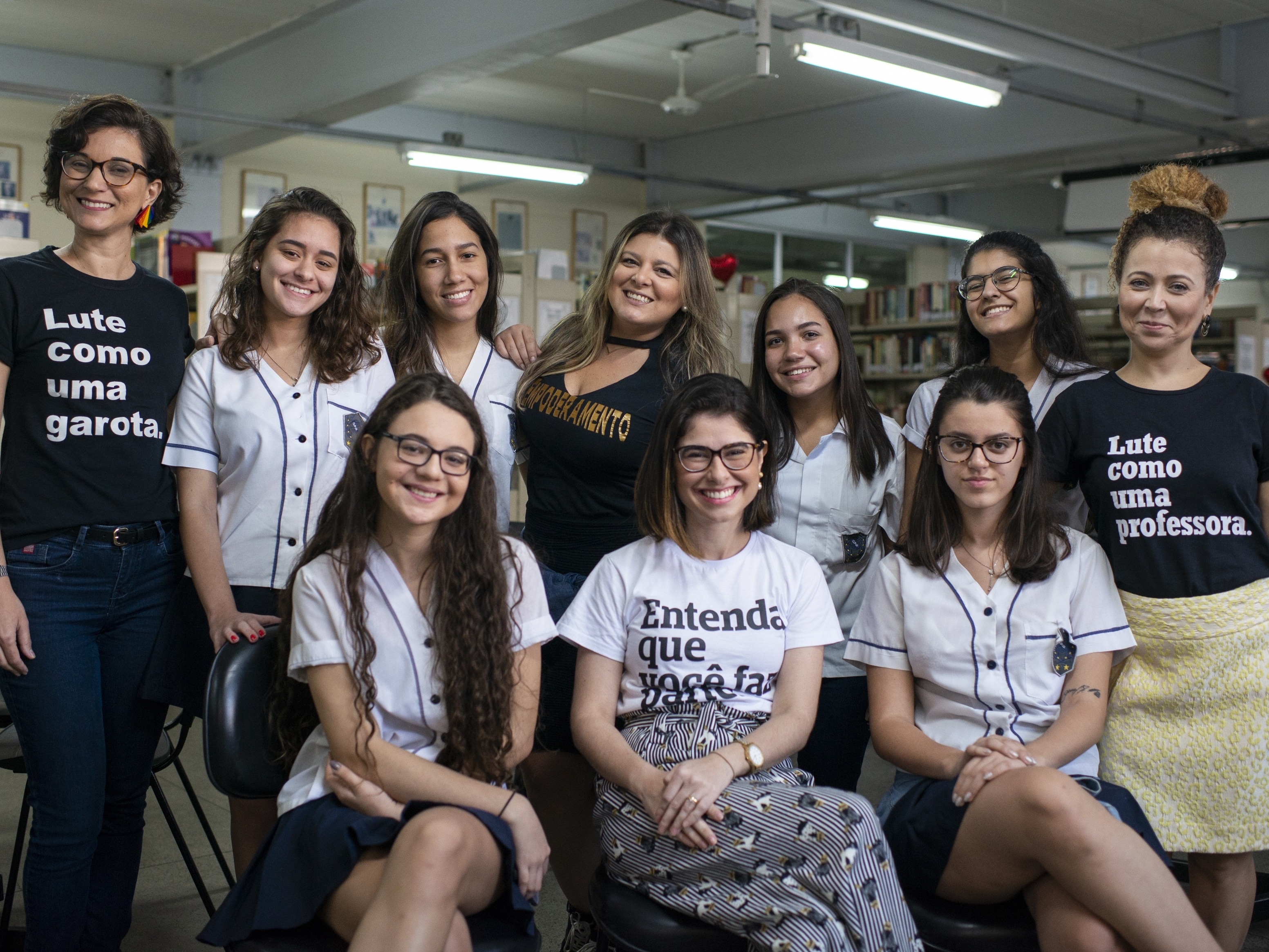 Lute como uma professora: a atuação de mulheres na educação