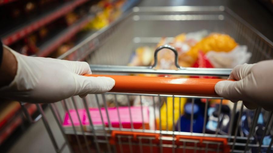 Os supermercados já respondem por mais de 50% do volume vendido no varejo - iStock