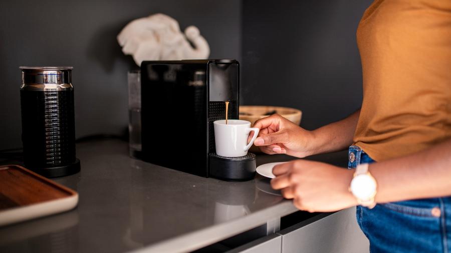 Cafeteira elétrica para café em capsulas - Getty Images
