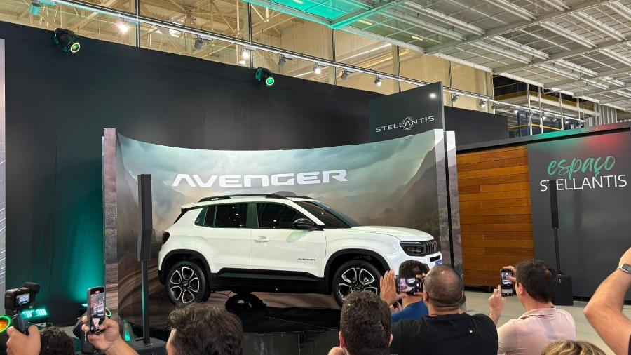 Stellantis mostrou na semana passada exemplar do Avenger na fábrica de Goiana (PE); SUV menor do que Renegade chega em 2026 com produção nacional Stellantis mostrou na semana passada exemplar do Avenger na fábrica de Goiana (PE); SUV menor do que Renegade chega em 2026 com produção nacional
