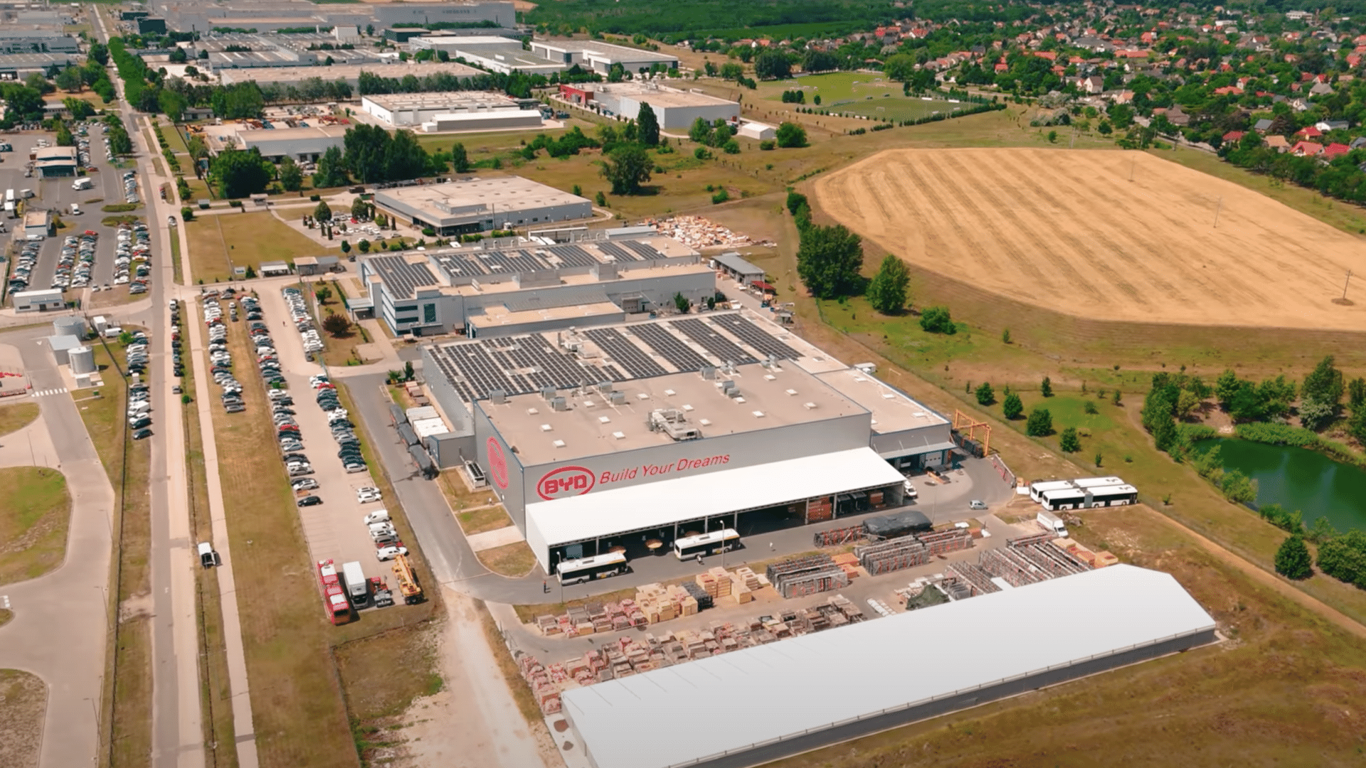 Fábrica da BYD na Hungria será polo de fabricação de veículos para a Europa - undefined