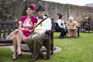 Fãs de Agatha Christie celebram juntos os 125 anos do nascimento da escritora - JACK TAYLOR/AFP