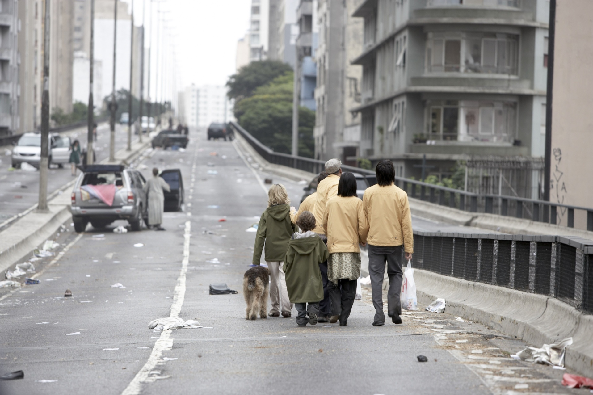 Cena do filme "Ensaio Sobre a Cegueira" (2008), de Fernando Meirelles, rodada no Elevado Costa e Silva, mais conhecido como Minhocão - Divulgação