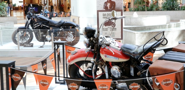 Modelo Iron 883 (2016 - na cor Black Denim) será sorteada em promoção do Dia dos Pais - Divulgação / Augusto Costa - Divulgação / Augusto Costa