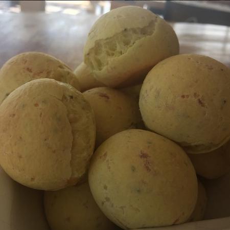 Pão de queijo de batata doce da @DoceSaudeFit - Instagram/ DoceSaudeFit - Instagram/ DoceSaudeFit