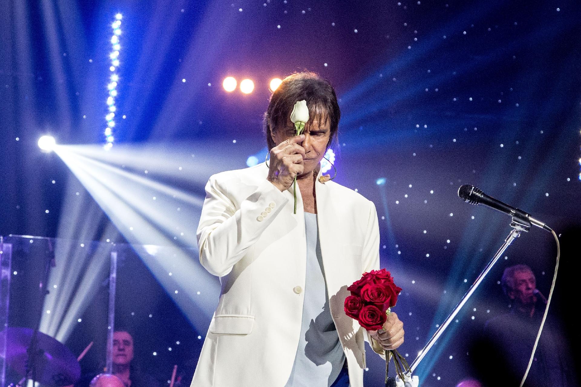 Roberto Carlos se apresenta para o público feminino no Espaço das Américas, em São Paulo - Amanda Perobelli/UOL