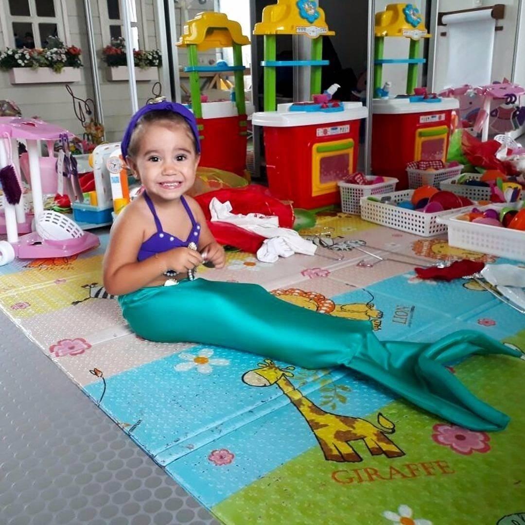 Maria Flor, filha de Deborah Secco - Reprodução/Instagram/dedesecco