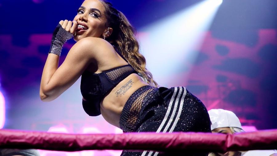 Anitta foi zoada por fãs por não saber o passinho do brega funk - Manuela Scarpa/Brazil News