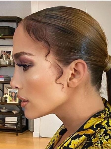O baby hair de Jennifer Lopez para evento de gala - Reprodução/Instagram