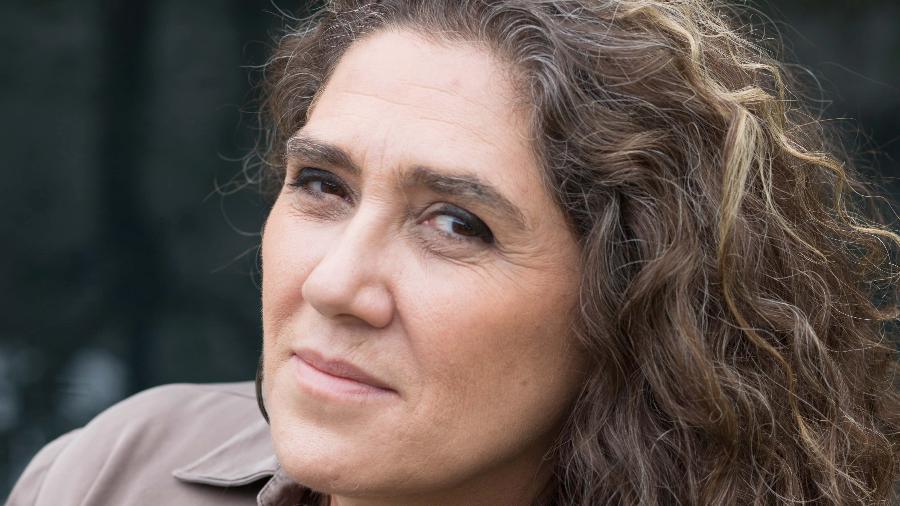 Anna Muylaert prepara filme inspirado na canção de Chico Buarque Anna Muylaert prepara filme inspirado na canção de Chico Buarque