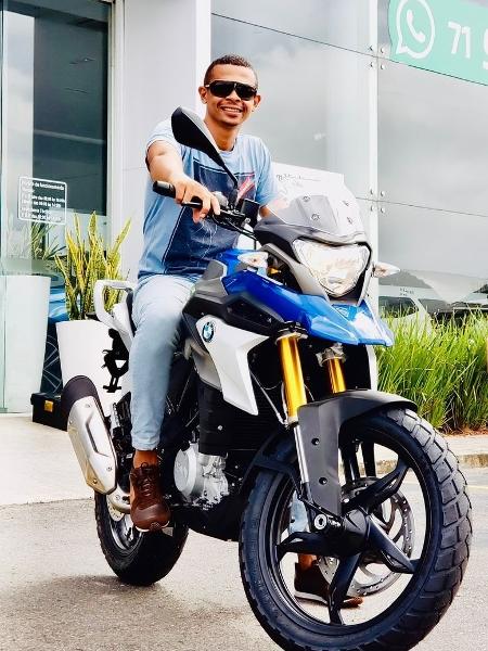 Bruno Araújo compra moto BMW após se tornar consultor financeiro - Arquivo pessoal