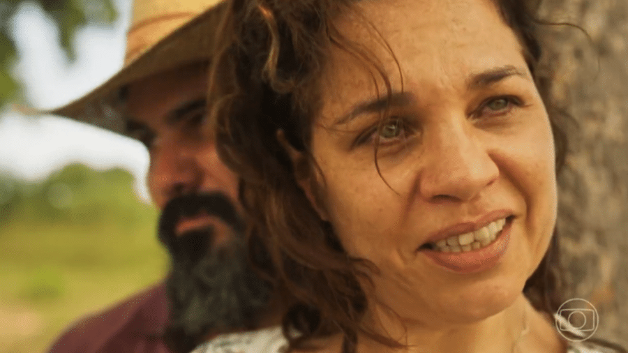 "Fivela de respeito", diz Maria Bruaca a Alcides em Pantanal, em cena que viralizou nas redes sociais - Reprodução / TV Globo