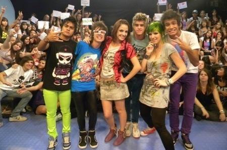 Titi Müller e MariMoon no 'Acesso MTV' Titi Müller e MariMoon no 'Acesso MTV'