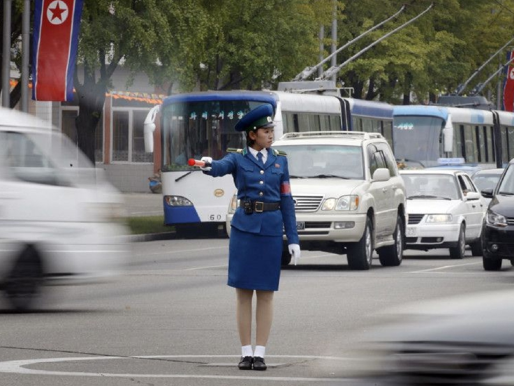 Coreia do Norte tem tráfegos inéditos, mais acidentes e carros clonados
