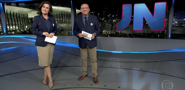 6.ago.2016 - Galvão Bueno assume "Jornal Nacional" - Reprodução/TV Globo - Reprodução/TV Globo