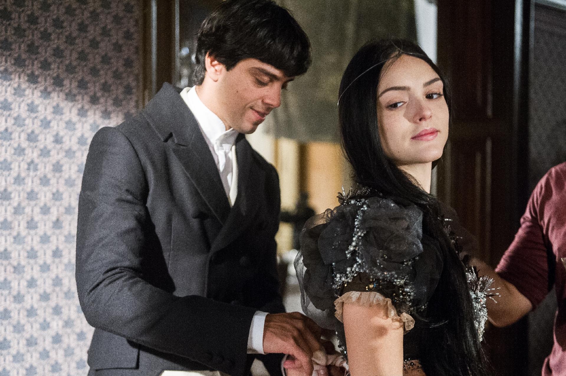 Gravação do casamento de Thomas (Gabriel Braga Nunes) e Anna (Isabelle Drummond) em "Novo Mundo" - Raquel Cunha/TV Globo